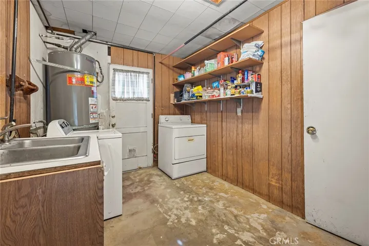 9832 Oakwood Circle, Villa Park, California 92861