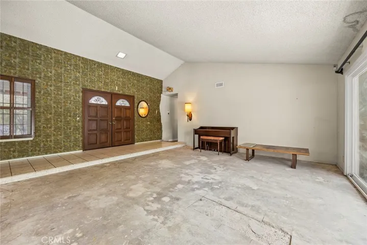 9832 Oakwood Circle, Villa Park, California 92861