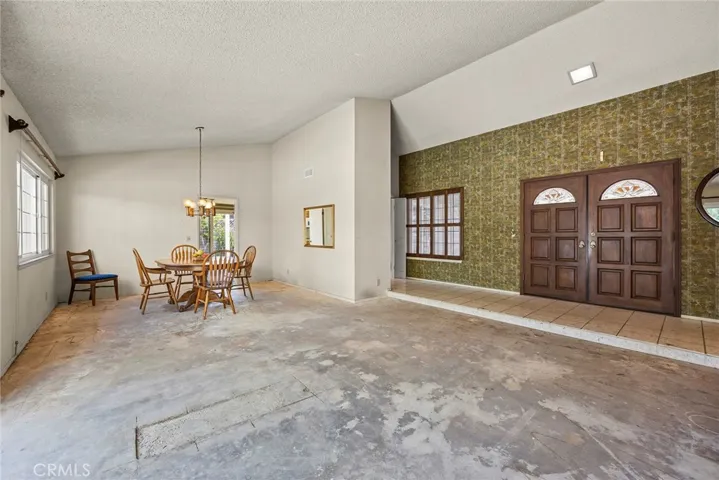 9832 Oakwood Circle, Villa Park, California 92861