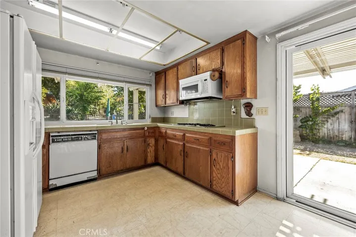 9832 Oakwood Circle, Villa Park, California 92861