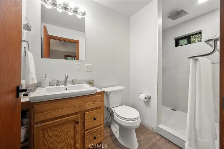9832 Oakwood Circle, Villa Park, California 92861