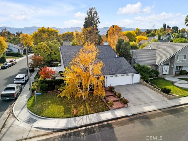 25403 Via Novia, Valencia, California 91355
