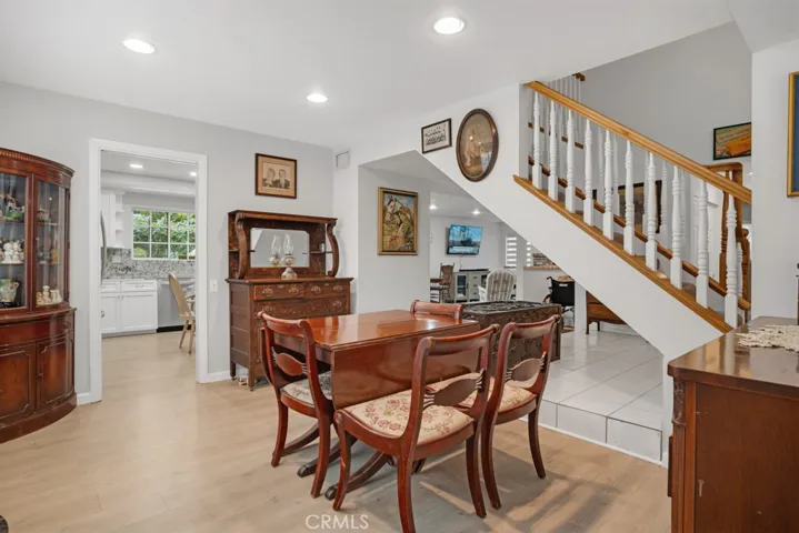 25403 Via Novia, Valencia, California 91355