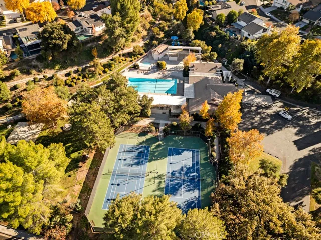 25403 Via Novia, Valencia, California 91355