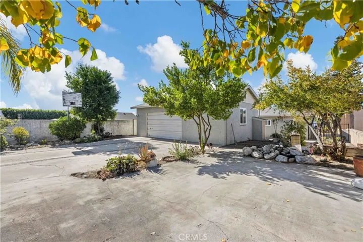 360 Hervey Avenue, Upland, California 91786