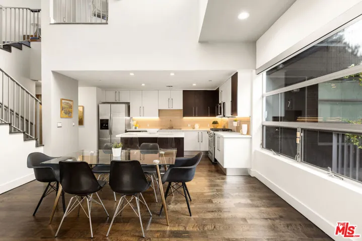 1050 N Gardner Street 6, West Hollywood, California 90046