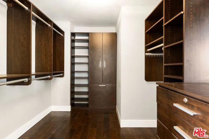 1050 N Gardner Street 6, West Hollywood, California 90046