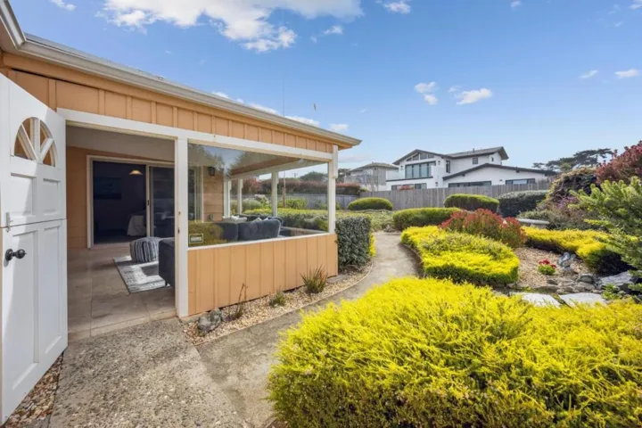 1261 Ocean View Boulevard, Pacific Grove, California 93950