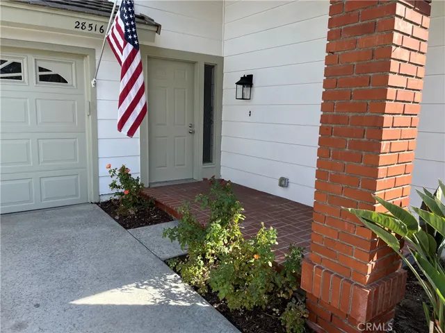 28516 Borgona, Mission Viejo, California 92692