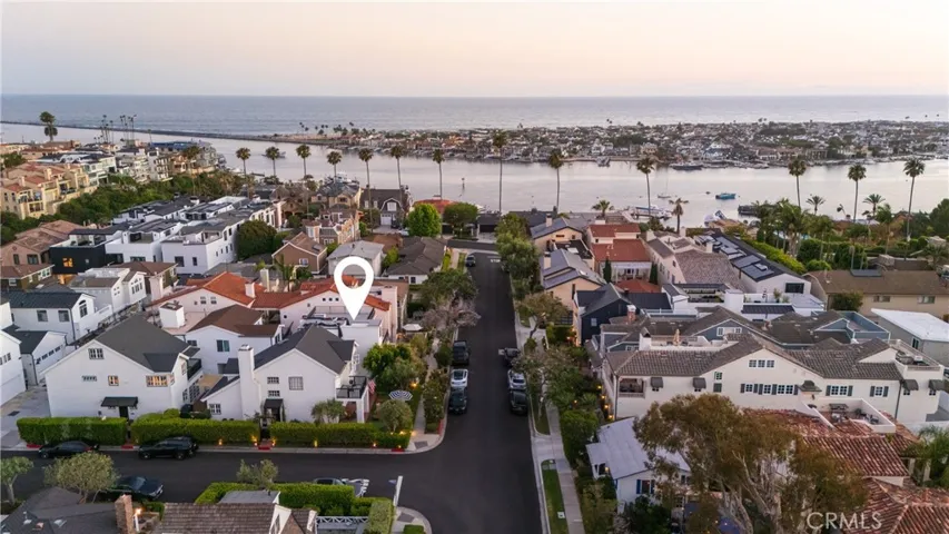 414 Acacia Avenue, Corona Del Mar, California 92625