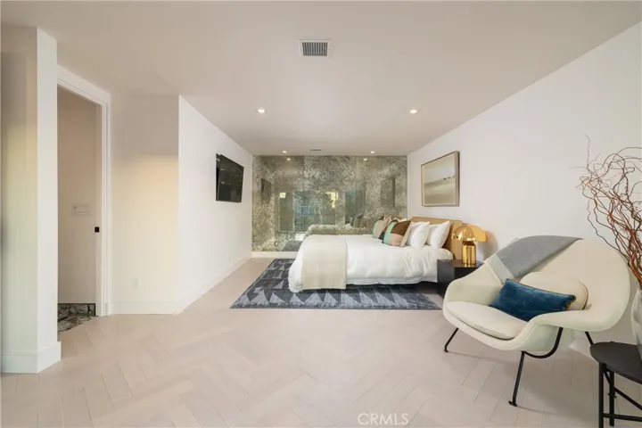 414 Acacia Avenue, Corona Del Mar, California 92625