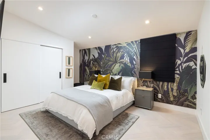 414 Acacia Avenue, Corona Del Mar, California 92625