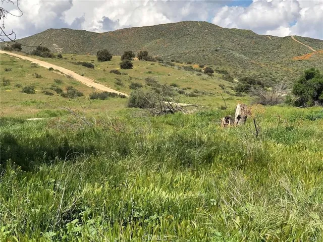 42370 Round Top Canyon Road, Aguanga, California 92536