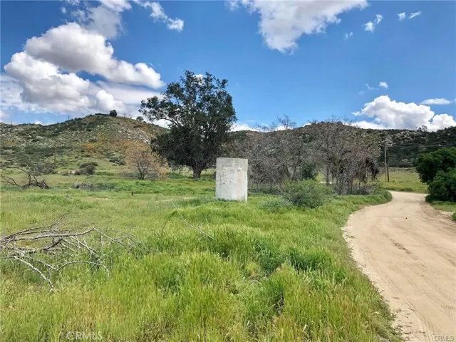 42370 Round Top Canyon Road, Aguanga, California 92536