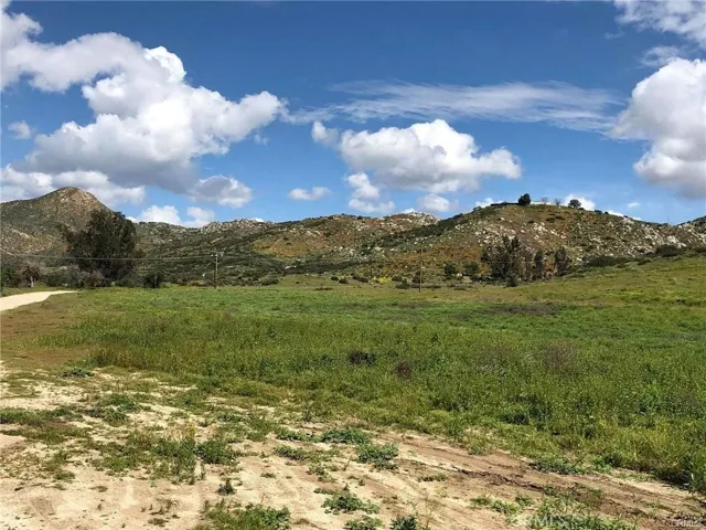 42370 Round Top Canyon Road, Aguanga, California 92536