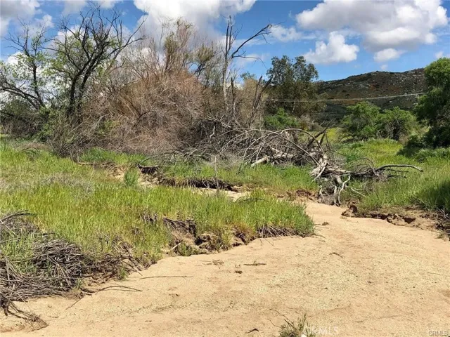 42370 Round Top Canyon Road, Aguanga, California 92536