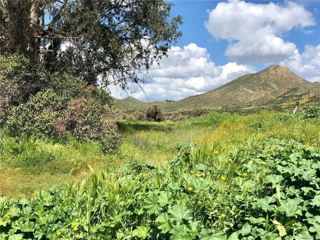 42370 Round Top Canyon Road, Aguanga, California 92536