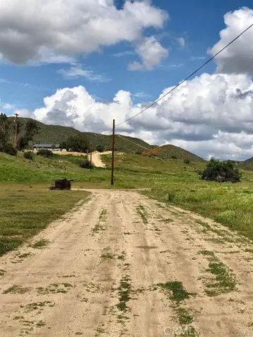 42370 Round Top Canyon Road, Aguanga, California 92536