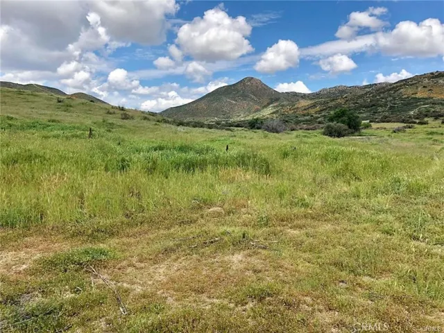 42370 Round Top Canyon Road, Aguanga, California 92536