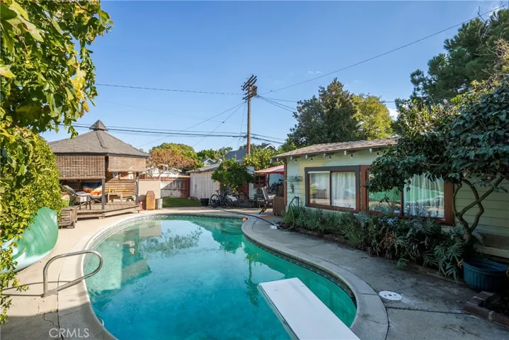 466 N Campus Avenue, Upland, California 91786