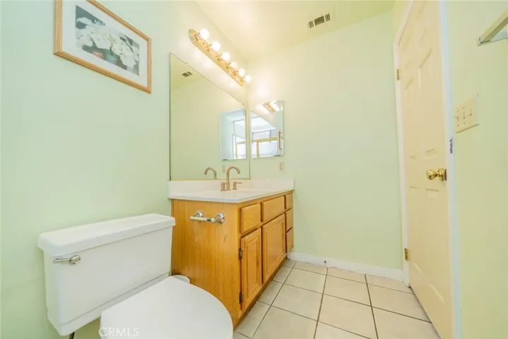 15738 Merrill Avenue, Fontana, California 92335