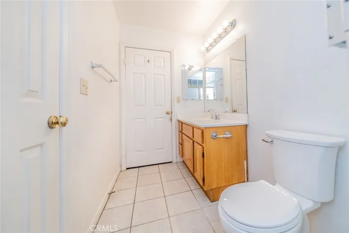 15738 Merrill Avenue, Fontana, California 92335