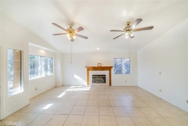 15738 Merrill Avenue, Fontana, California 92335