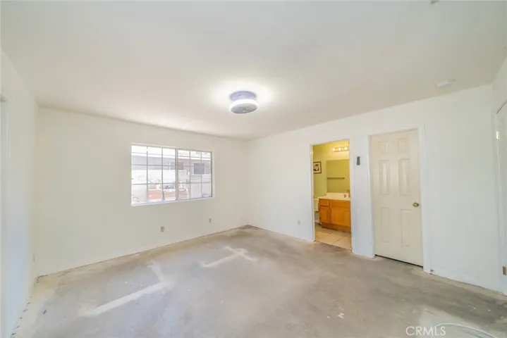 15738 Merrill Avenue, Fontana, California 92335