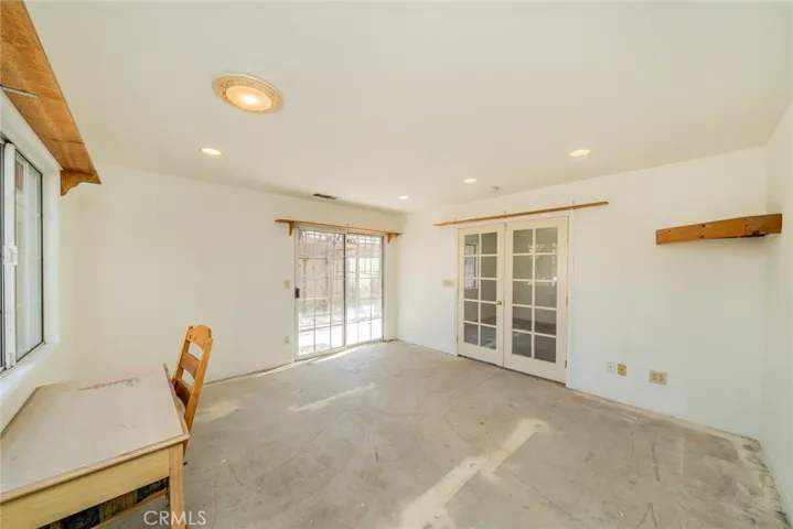 15738 Merrill Avenue, Fontana, California 92335