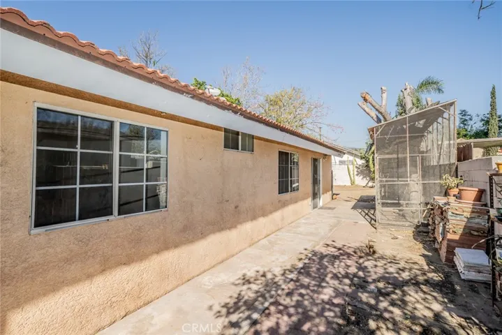 15738 Merrill Avenue, Fontana, California 92335