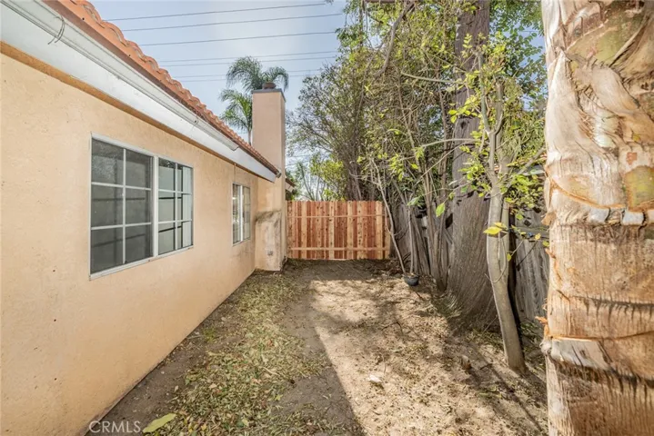 15738 Merrill Avenue, Fontana, California 92335