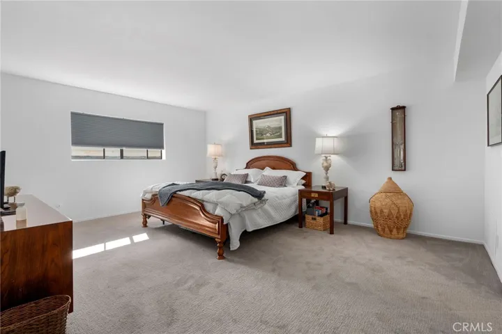 5339 Lindley Avenue 304, Tarzana, California 91356