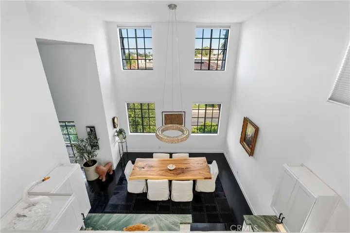 5339 Lindley Avenue 304, Tarzana, California 91356