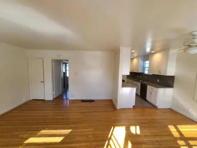 1130 Capuchino Avenue A, Burlingame, California 94010