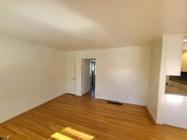 1130 Capuchino Avenue A, Burlingame, California 94010