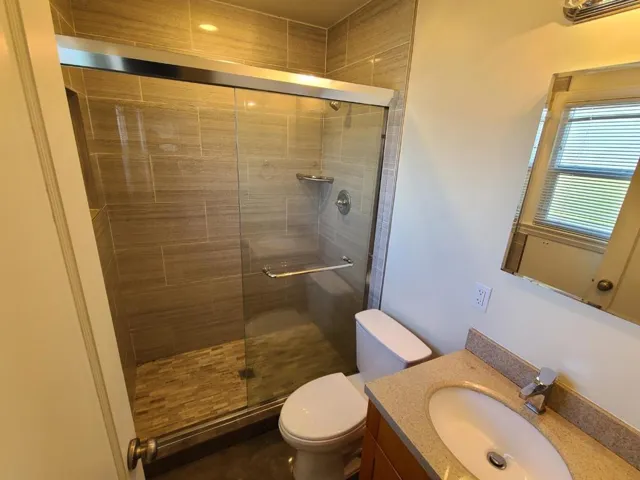 1130 Capuchino Avenue A, Burlingame, California 94010