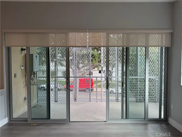 1223 N Hayworth Avenue 5, West Hollywood, California 90046
