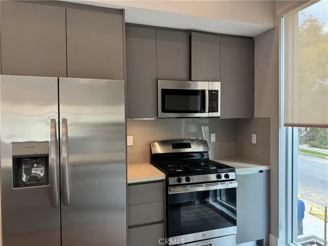 1223 N Hayworth Avenue 5, West Hollywood, California 90046