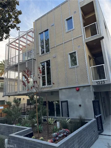 1223 N Hayworth Avenue 5, West Hollywood, California 90046