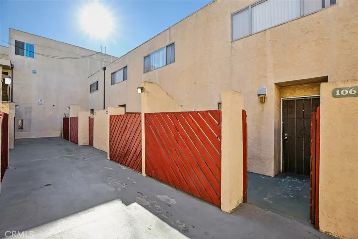1725 Neil Armstrong Street 106, Montebello, California 90640
