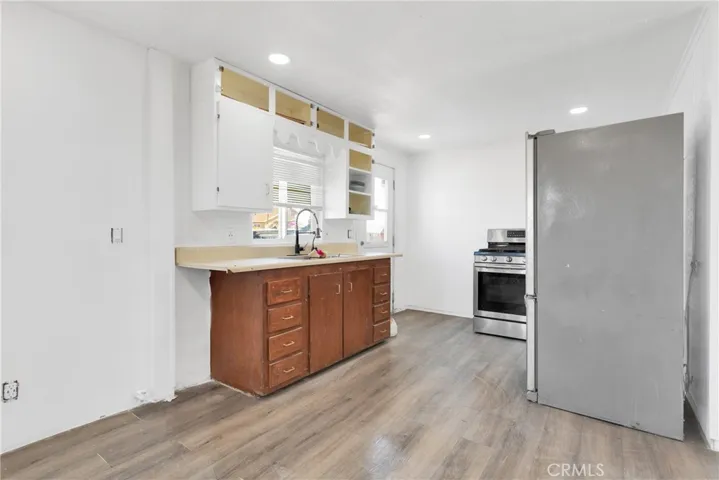 16748 Sunset Drive, Victorville, California 92395