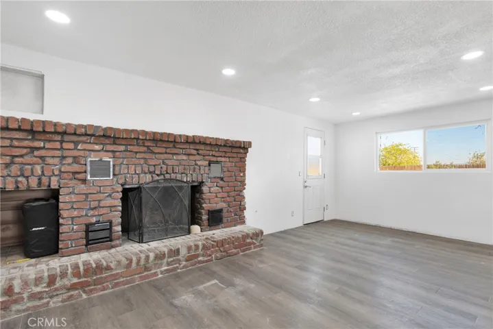 16748 Sunset Drive, Victorville, California 92395