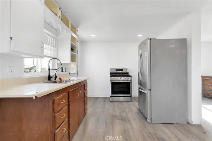 16748 Sunset Drive, Victorville, California 92395