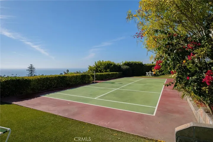 28245 Lobrook Drive, Rancho Palos Verdes, California 90275