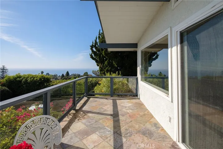 28245 Lobrook Drive, Rancho Palos Verdes, California 90275