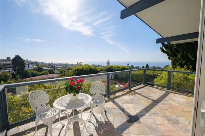 28245 Lobrook Drive, Rancho Palos Verdes, California 90275