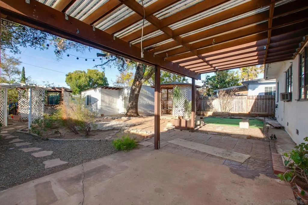 228 E 15th Ave, Escondido, California 92025 home-pic-8