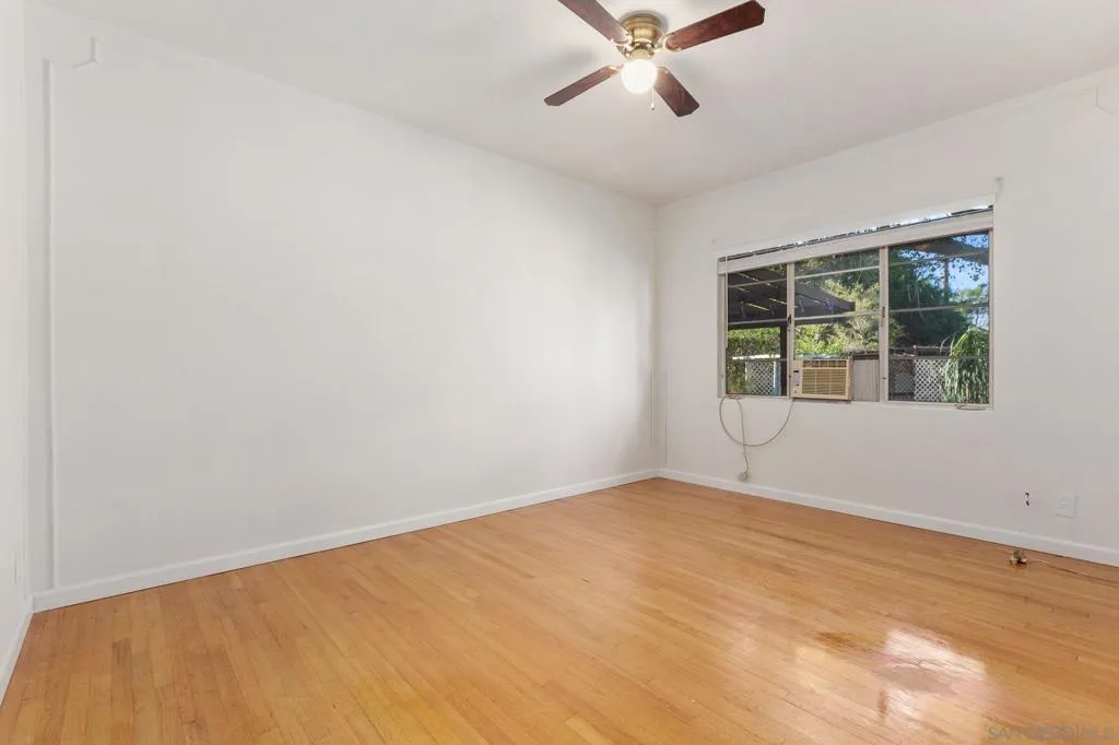 228 E 15th Ave, Escondido, California 92025 home-pic-6
