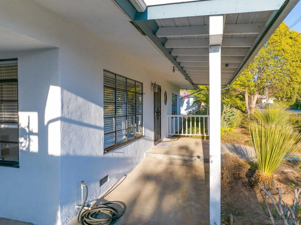 228 E 15th Ave, Escondido, California 92025 home-pic-34