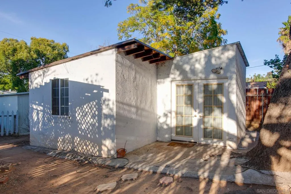 228 E 15th Ave, Escondido, California 92025 home-pic-12